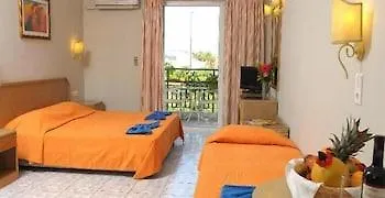 Hotel Vantaris Corner 3*