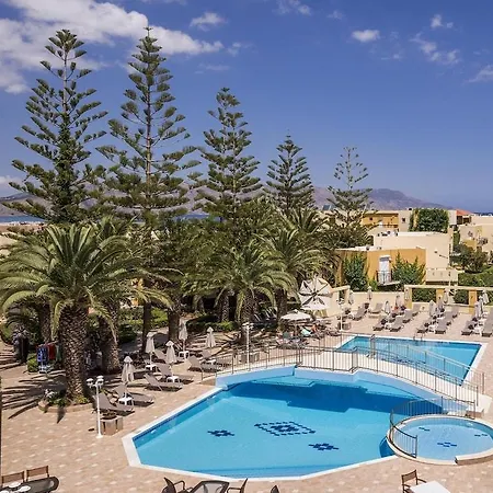 Vantaris Corner Hotel 3*